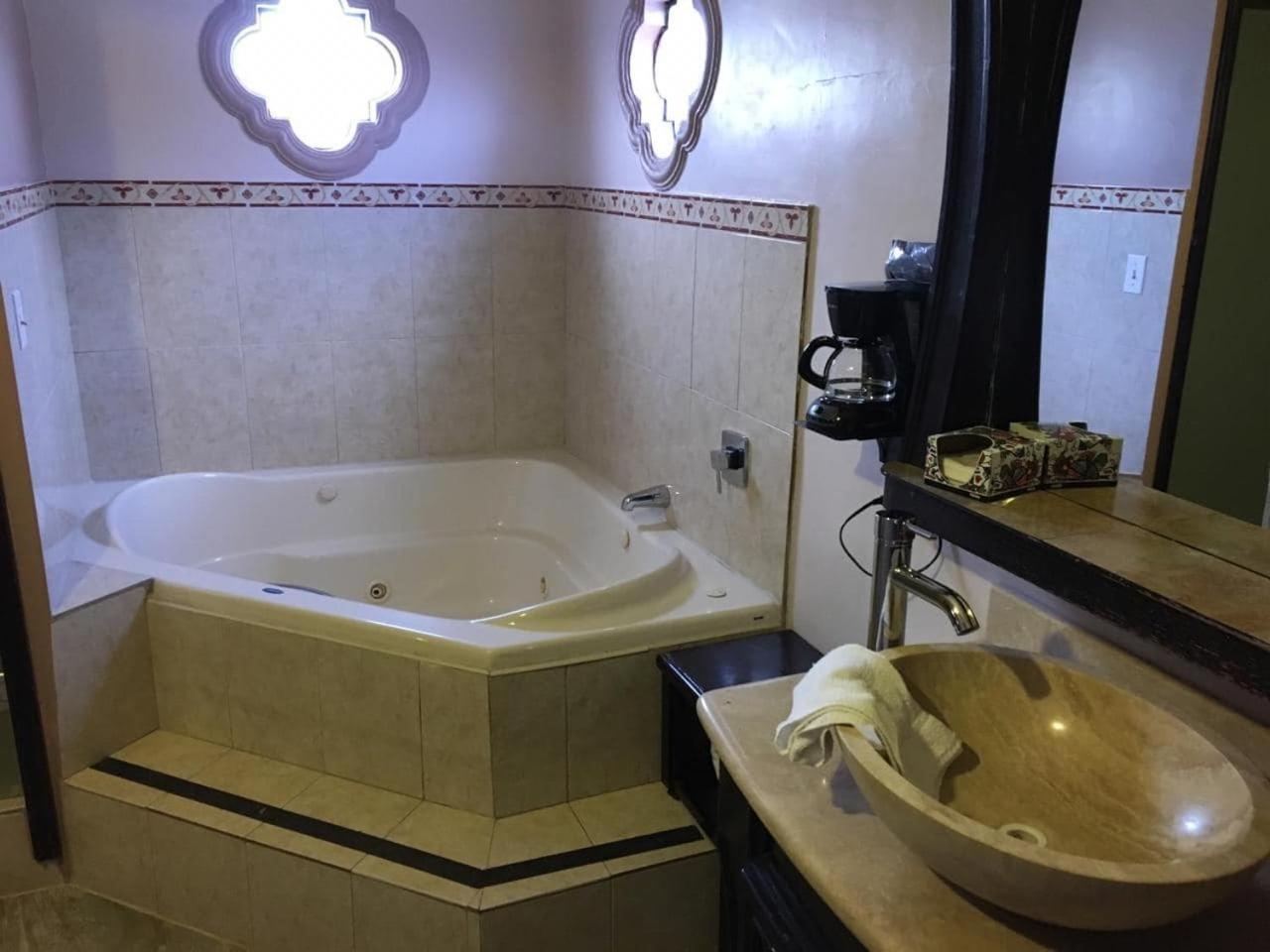 Maria Bonita Suites Agua Prieta 外观 照片